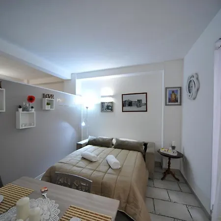 Pietra Bianca Appartment Bari Exterior photo
